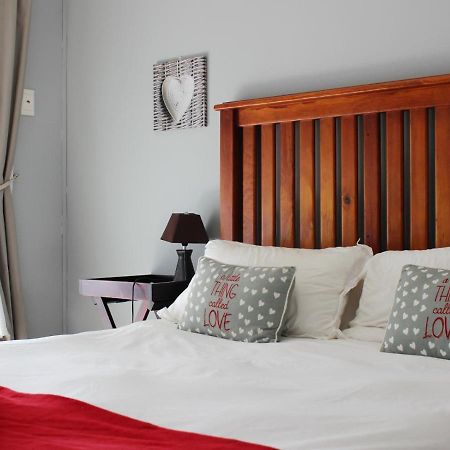 Smithland Guest Apartments Cape Town Bellville Exterior foto