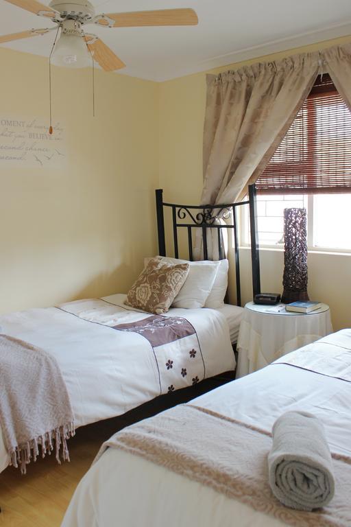Smithland Guest Apartments Cape Town Bellville Exterior foto