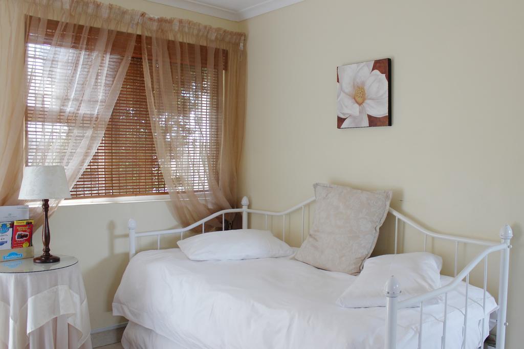 Smithland Guest Apartments Cape Town Bellville Exterior foto