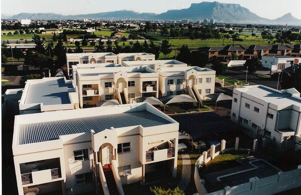 Smithland Guest Apartments Cape Town Bellville Exterior foto
