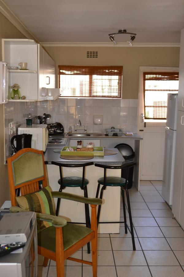 Smithland Guest Apartments Cape Town Bellville Habitación foto